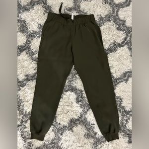 Lululemon joggers new!